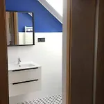 Koralia I Basen Z Podgrzewana Woda