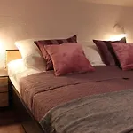 Koralia I Basen Z Podgrzewana Woda Apartment Sarbinowo
