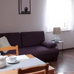 Apartment Koralia I Basen Z Podgrzewana Woda