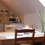 Koralia I Basen Z Podgrzewana Woda