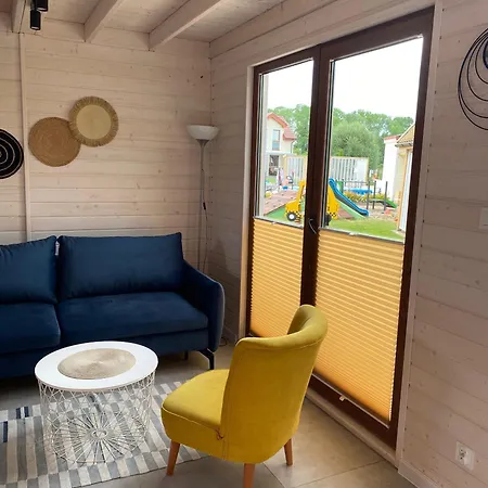 Apartment Koralia I Basen Z Podgrzewana Woda Sarbinowo