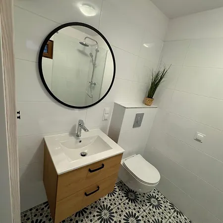 Koralia I Basen Z Podgrzewana Woda Sarbinowo