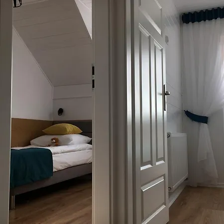 Koralia I Basen Z Podgrzewana Woda