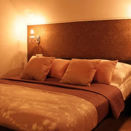 Apartment Koralia I Basen Z Podgrzewana Woda