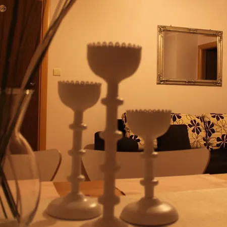 Koralia I Basen Z Podgrzewana Woda