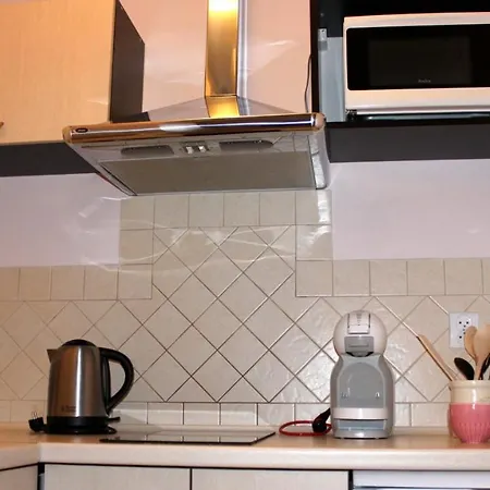 Koralia I Basen Z Podgrzewana Woda *