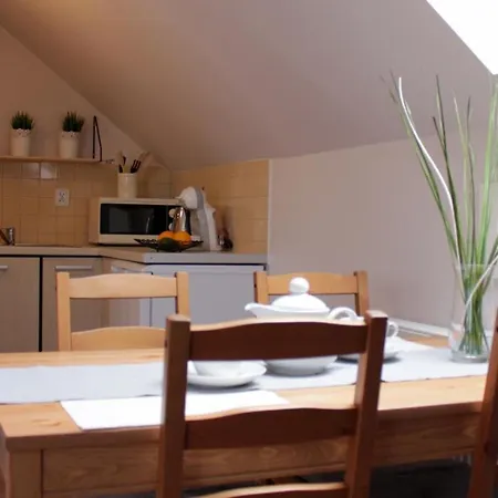 Koralia I Basen Z Podgrzewana Woda