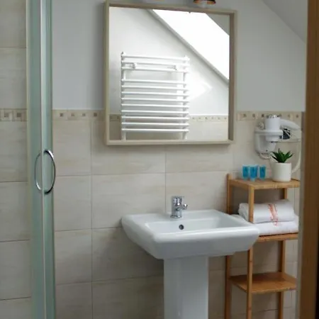 Koralia I Basen Z Podgrzewana Woda Apartamento Sarbinowo