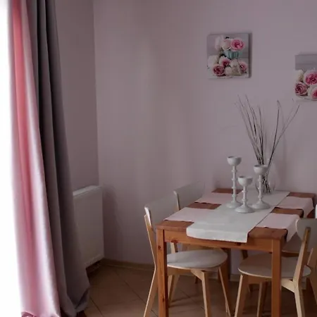 Koralia I Basen Z Podgrzewana Woda Sarbinowo